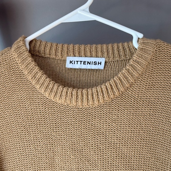 Kittenish Fringe Sweater - Picture 3 of 4